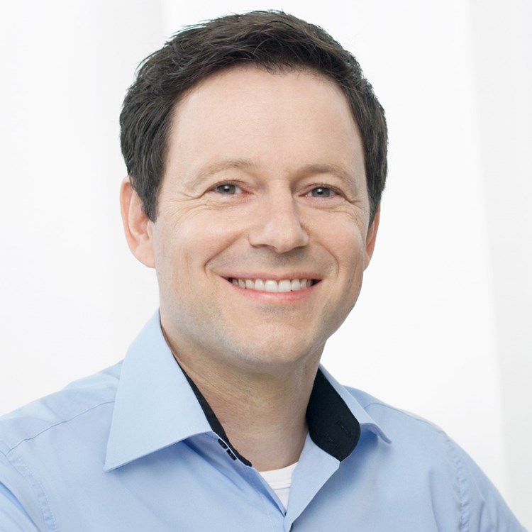Dr. med. Tobias Stein, FEBO
